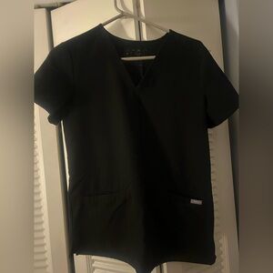 FIGS Black Scrub Set